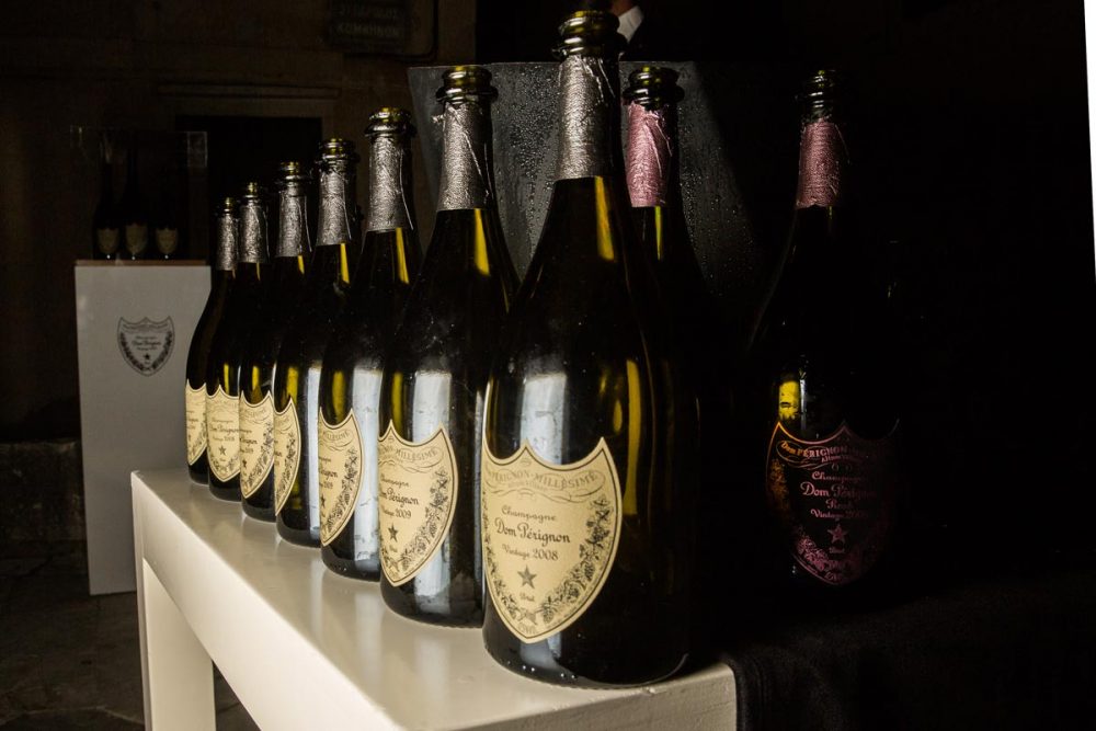 venetian well fine dining restaurant corfu old town dom perignon event 15